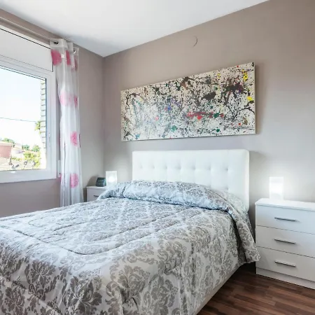 Luxuriant In With Private Terrace Διαμέρισμα